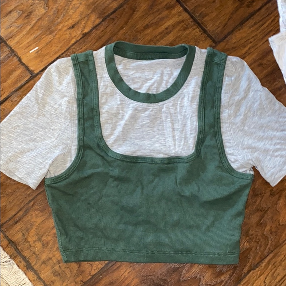 Lululemon “layered” crop top